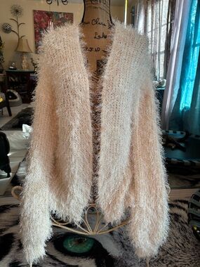 ME Makeover Essentials Fuzzy Open-Front Cardigan in Cream